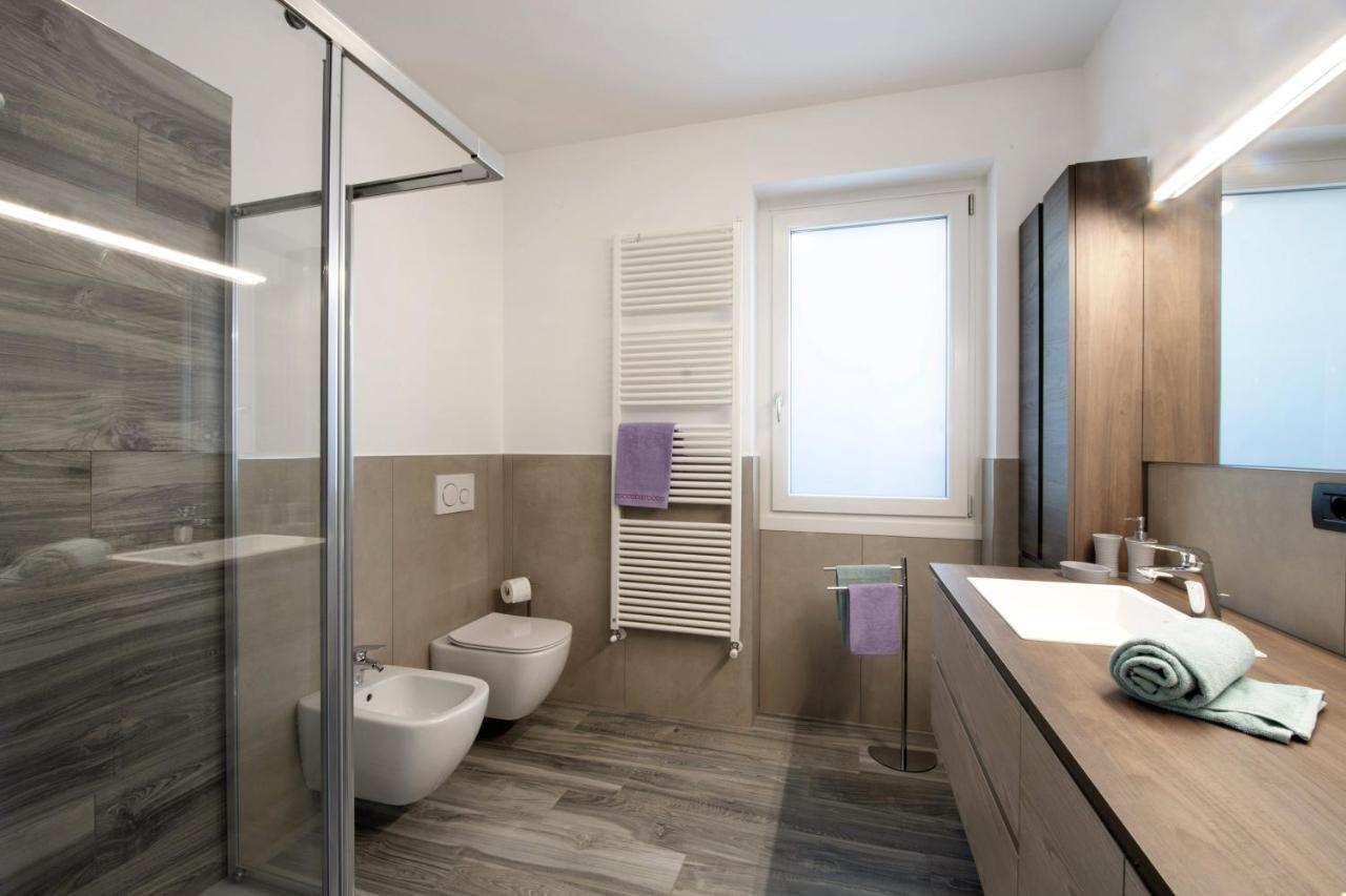 Casa Andrea Apartment Джера Ларио Екстериор снимка