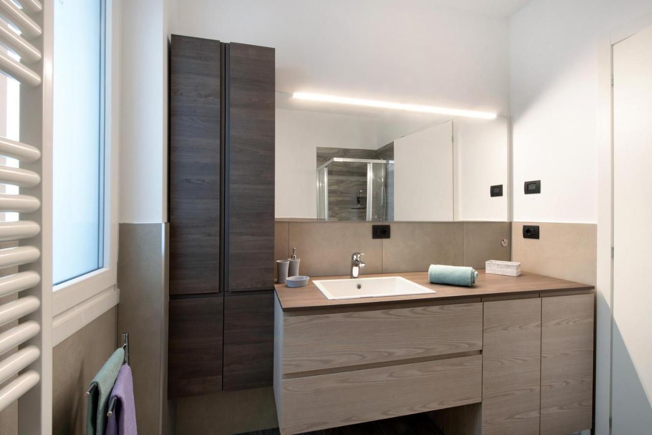 Casa Andrea Apartment Джера Ларио Екстериор снимка