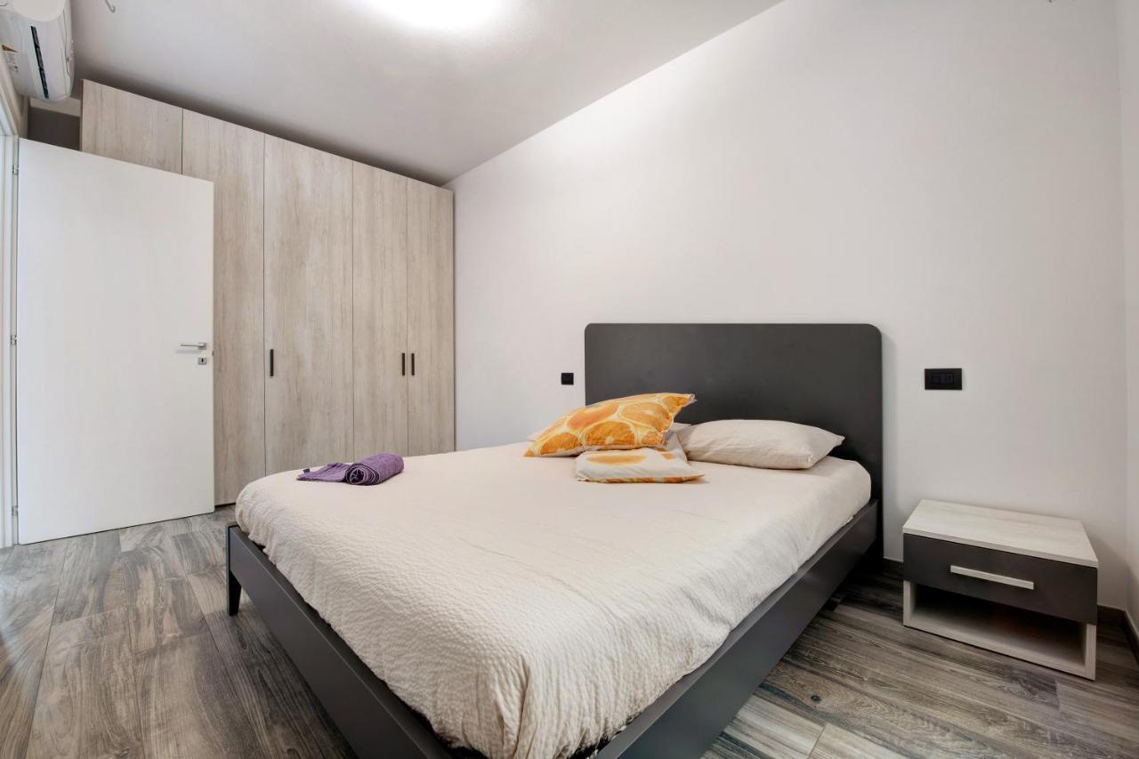 Casa Andrea Apartment Джера Ларио Екстериор снимка